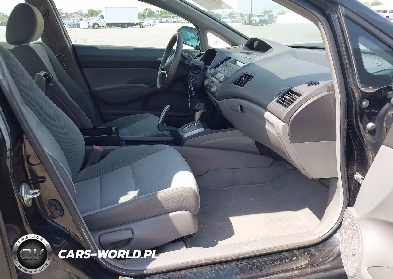 2010 Honda Civic Lx VIN:19XFA1F58AE064473 - 5