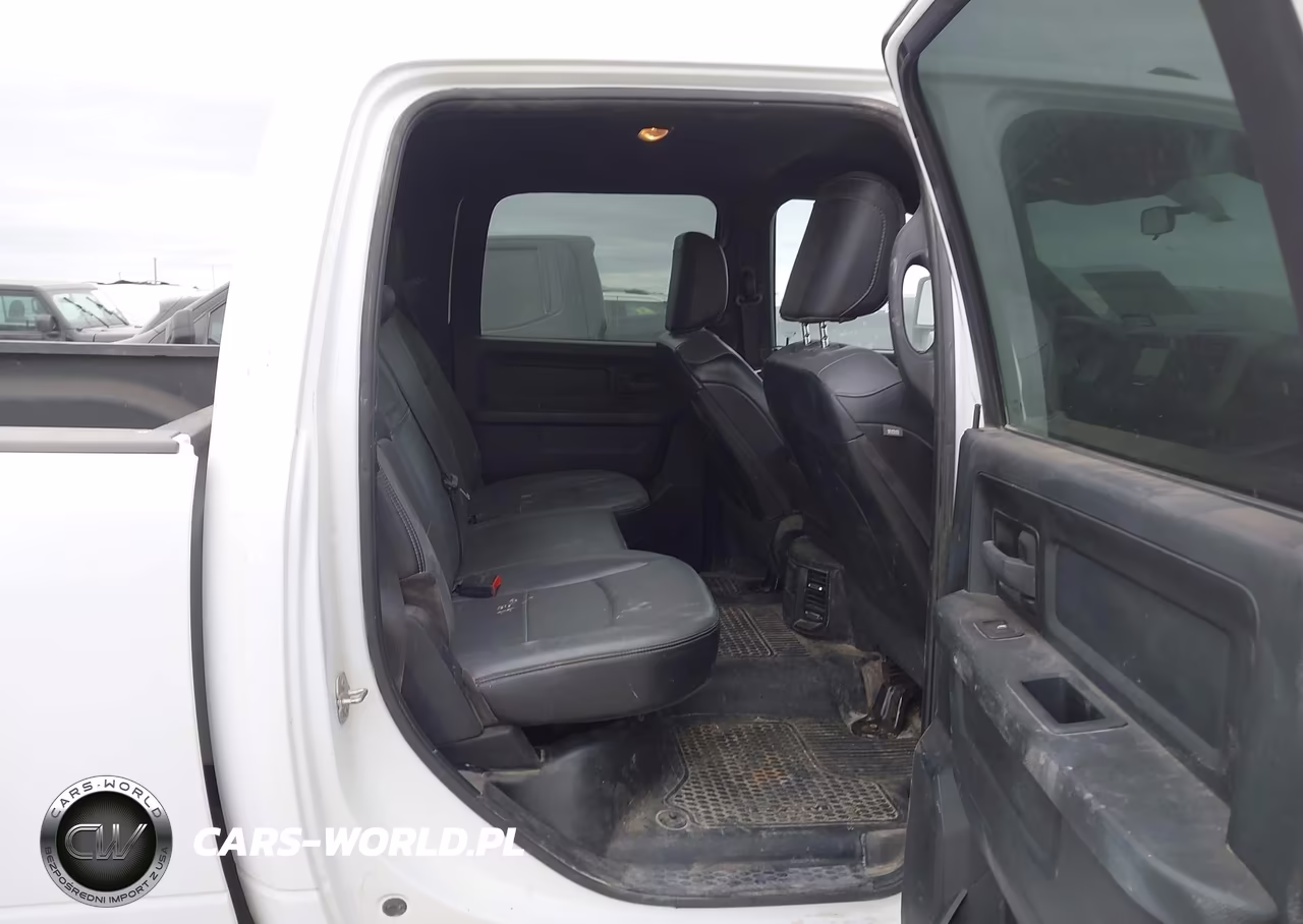2023 Ram 2500 Tradesman 4X4 6'4 Box VIN:3C6UR5CL1PG610397 - 3