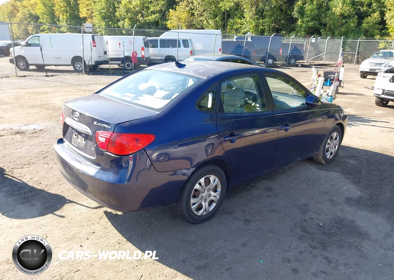 2010 Hyundai Elantra Gls VIN:KMHDU4AD5AU980619 - 4