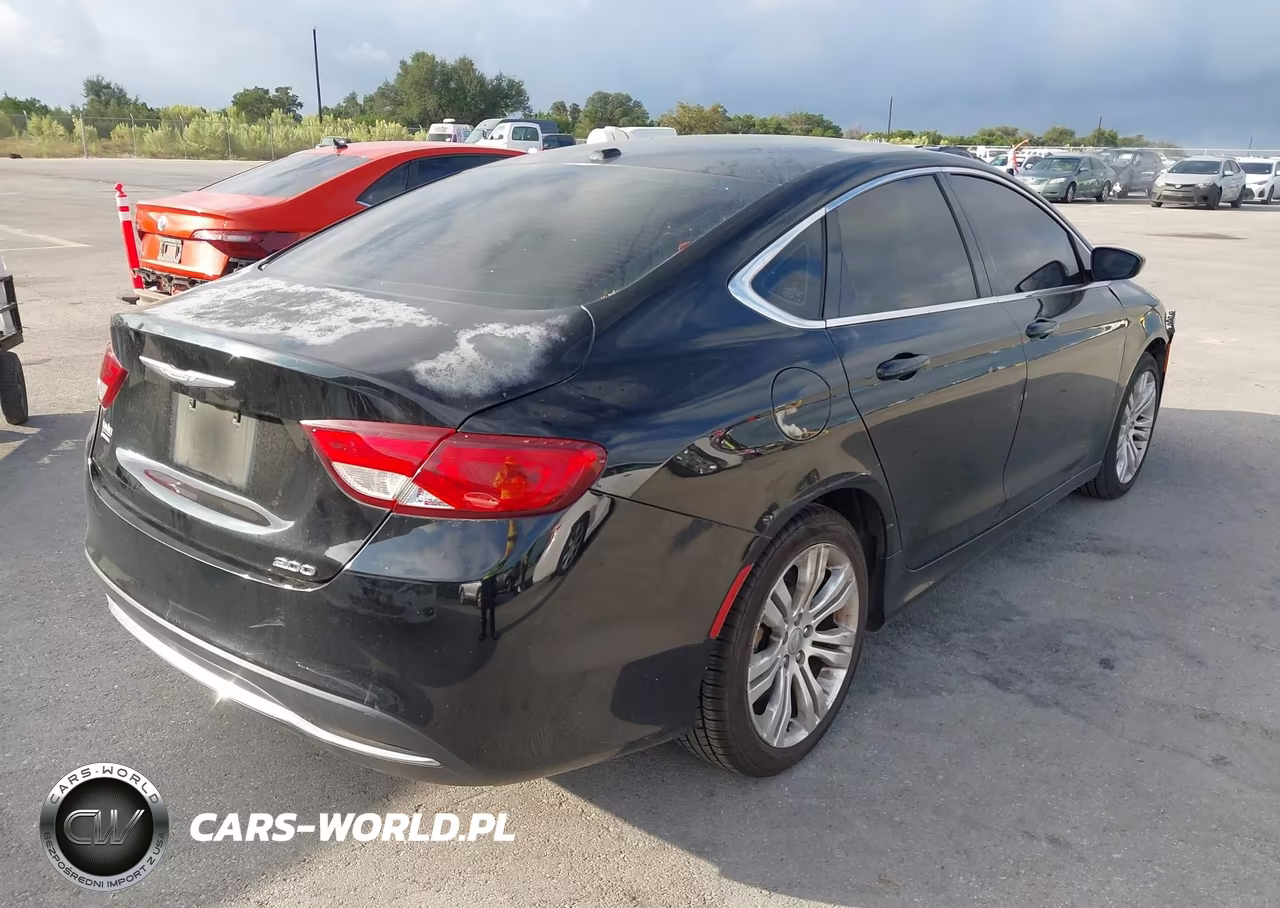 2015 Chrysler 200 Limited VIN:1C3CCCAB8FN547586 - 4
