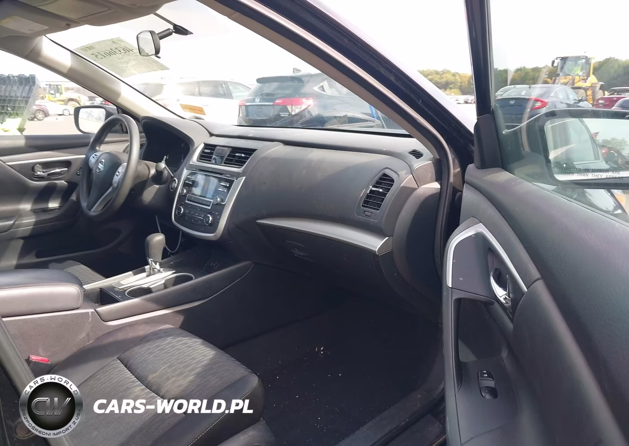 2018 Nissan Altima 2.5 S VIN:1N4AL3AP7JC158463 - 5