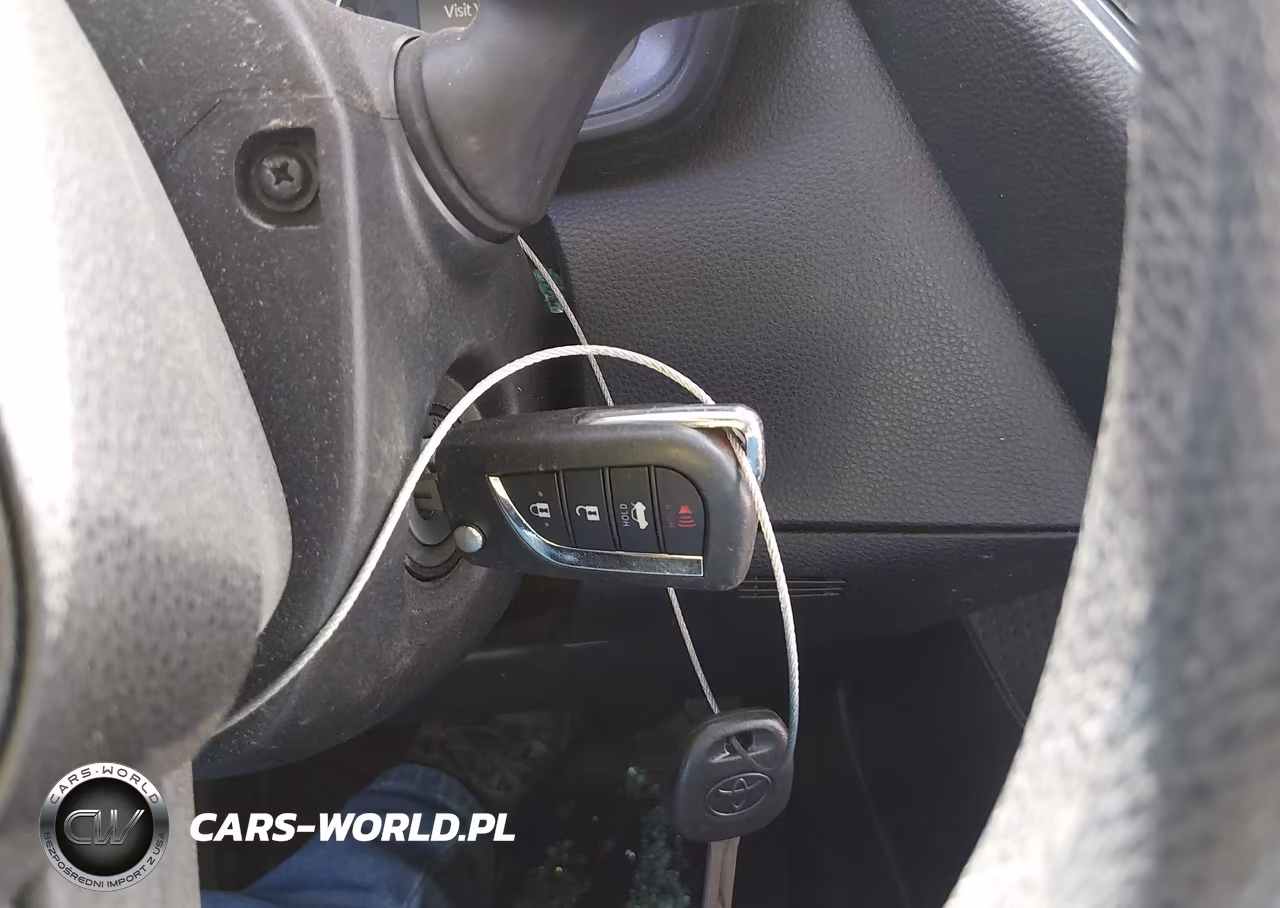 2020 Toyota Corolla Le VIN:5YFEPRAE0LP021067 - 11