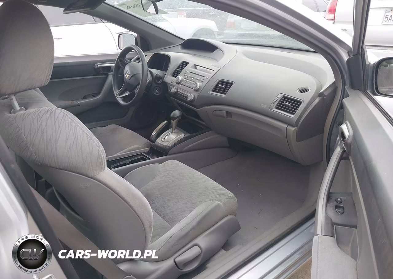 2007 Honda Civic Lx VIN:2HGFG12677H585048 - 5