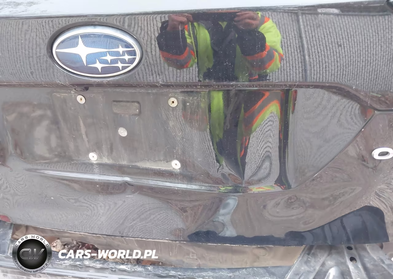 2020 Subaru Outback Premium VIN:4S4BTACCXL3103761 - 18