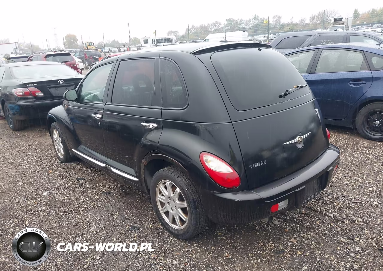 2010 Chrysler Pt Cruiser Classic VIN:3A4GY5F93AT132159 - 3