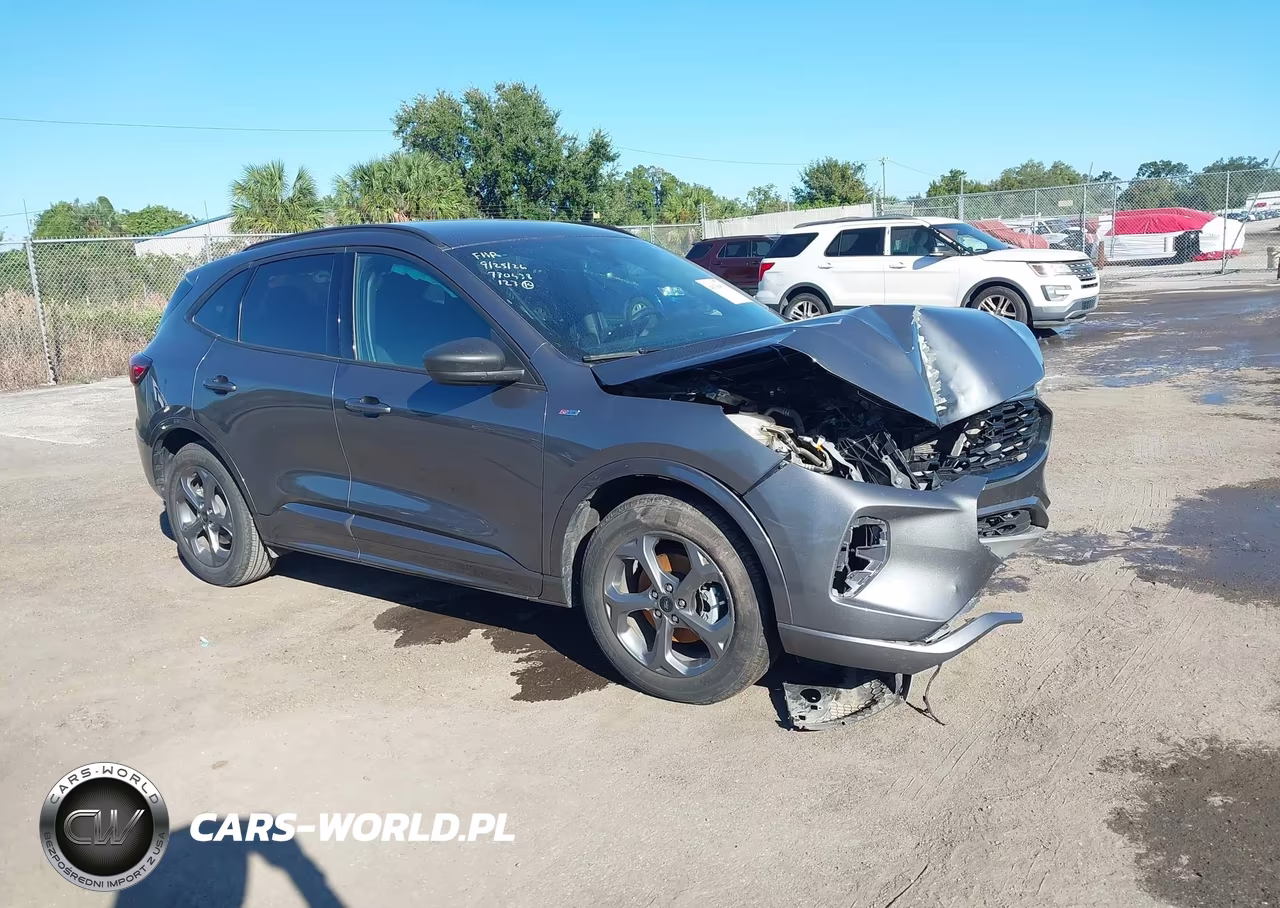 2024 Ford Escape St-Line