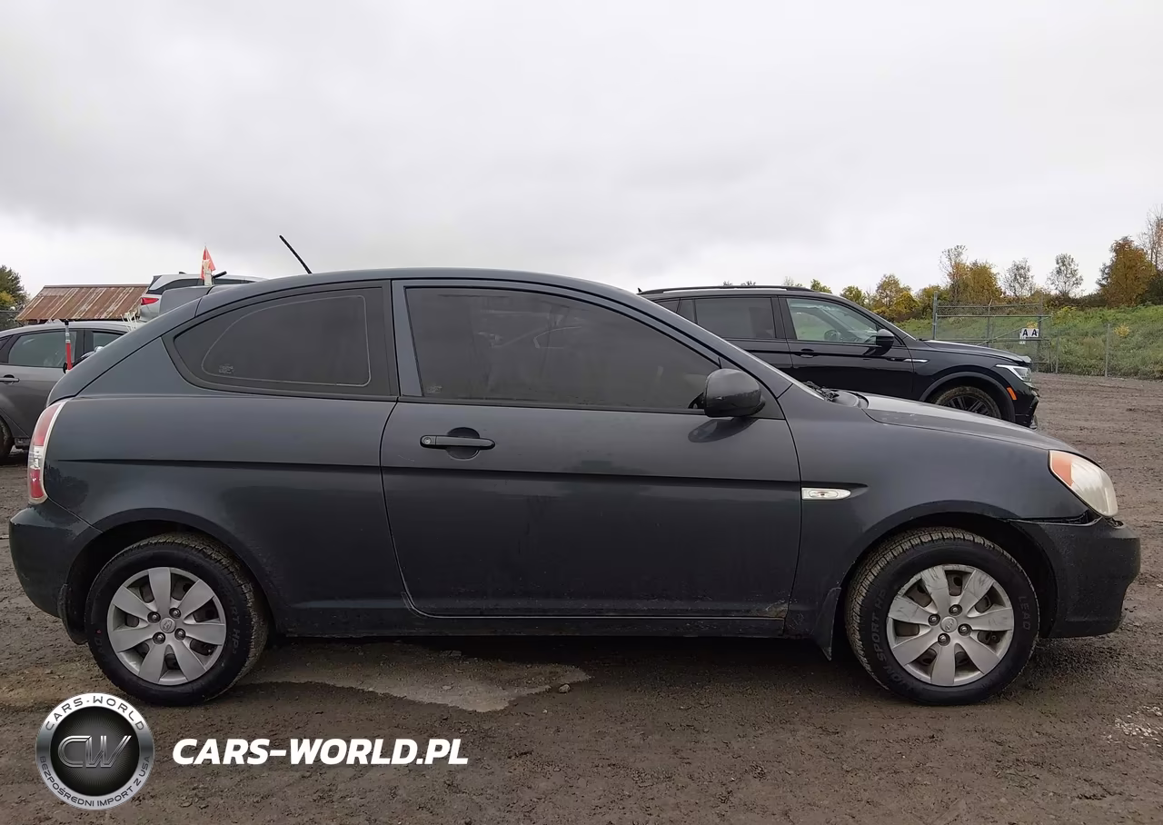 2011 Hyundai Accent Gs VIN:KMHCM3AC8BU201812 - 13