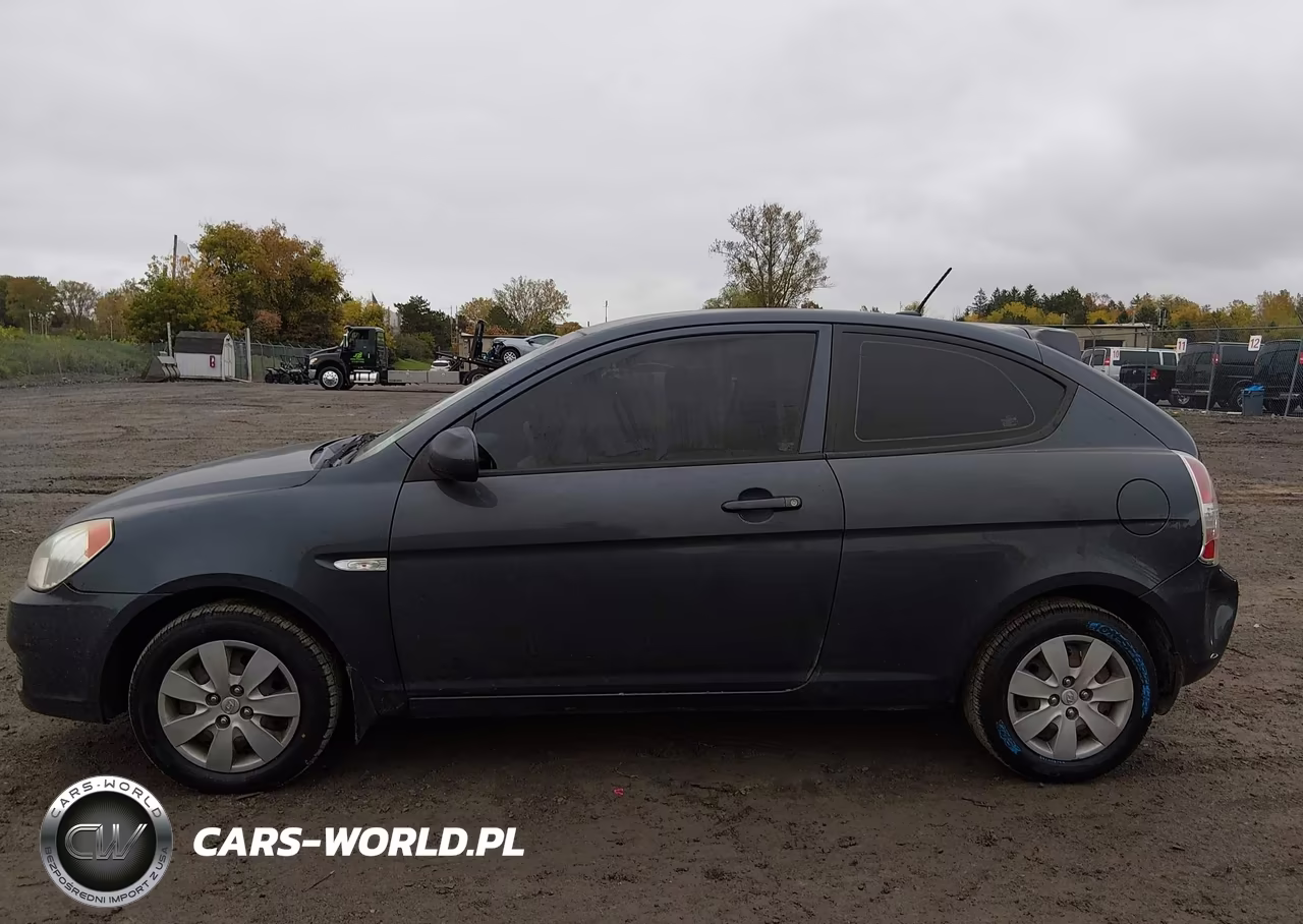 2011 Hyundai Accent Gs VIN:KMHCM3AC8BU201812 - 14