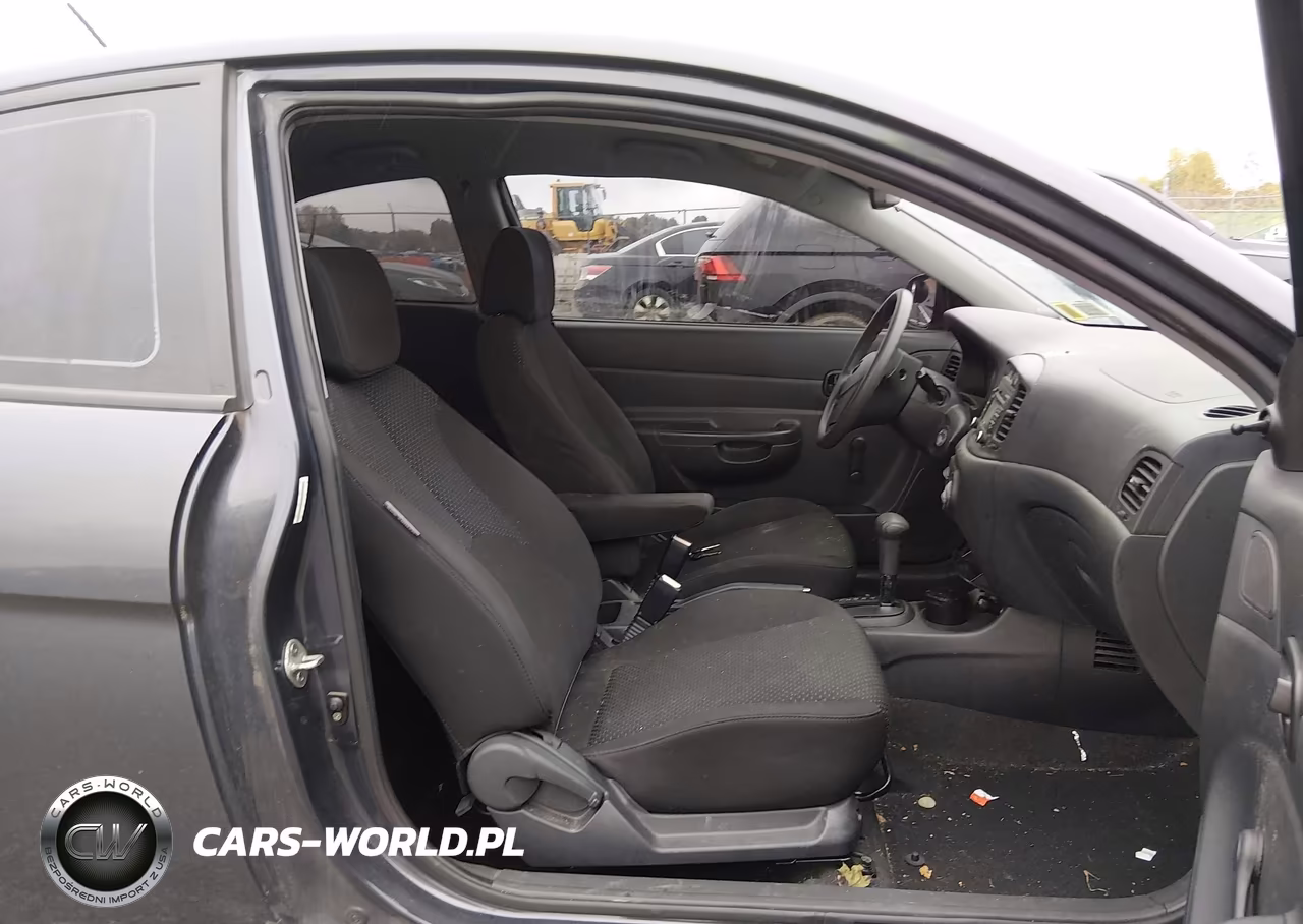 2011 Hyundai Accent Gs VIN:KMHCM3AC8BU201812 - 5