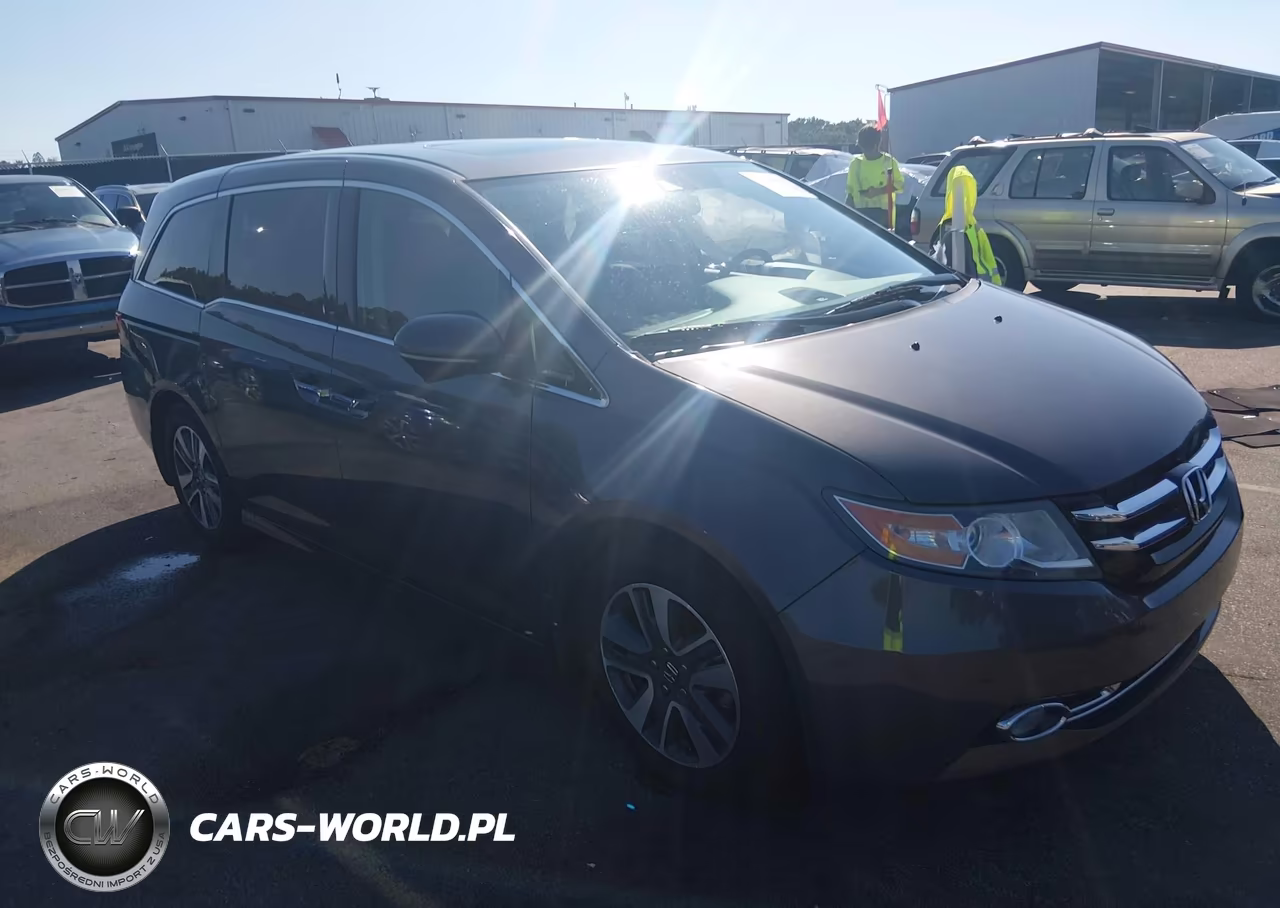 2016 Honda Odyssey Touring-Touring Elite