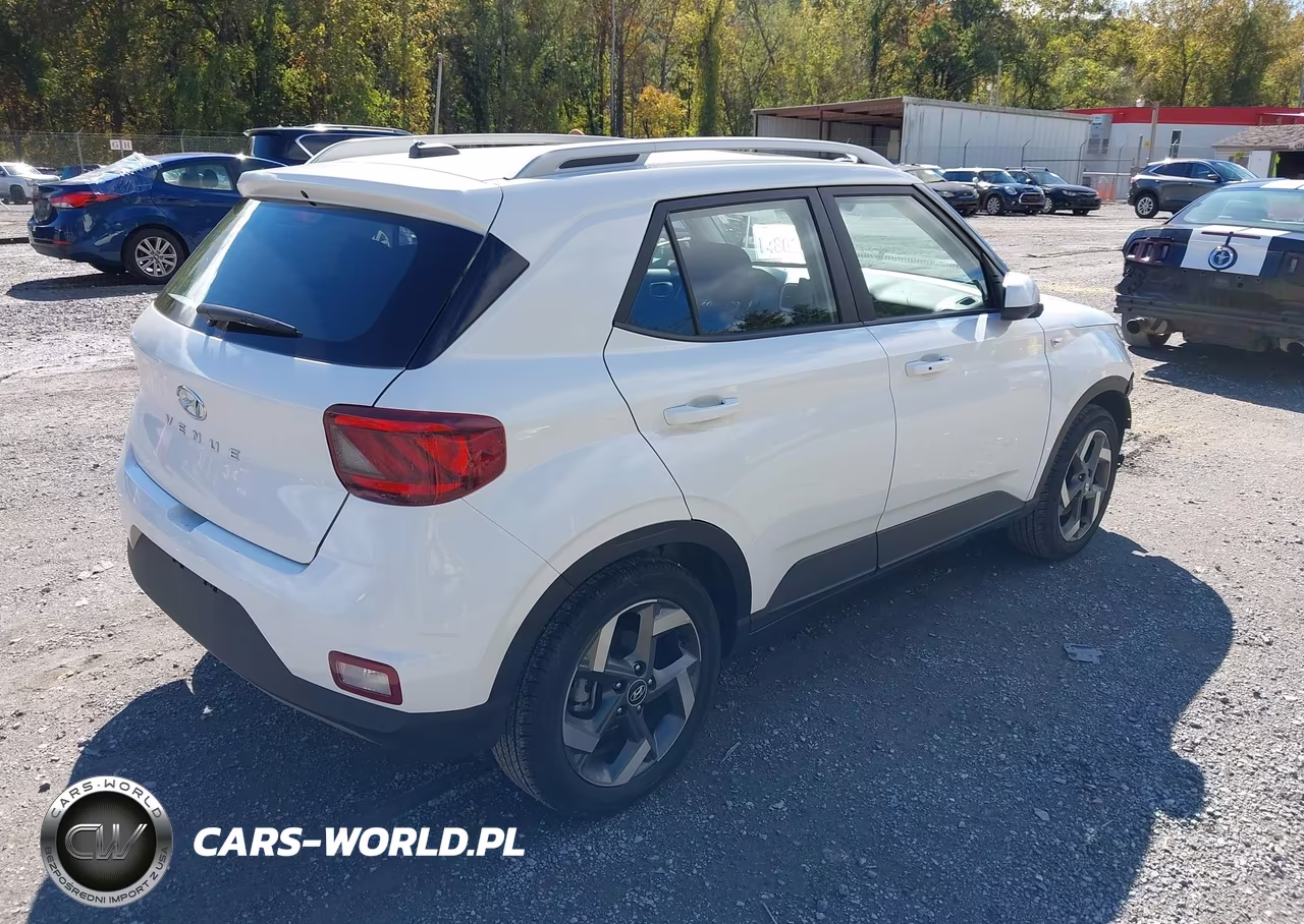 2026 Hyundai Venue Sel VIN:KMHRC8A31TU473940 - 4