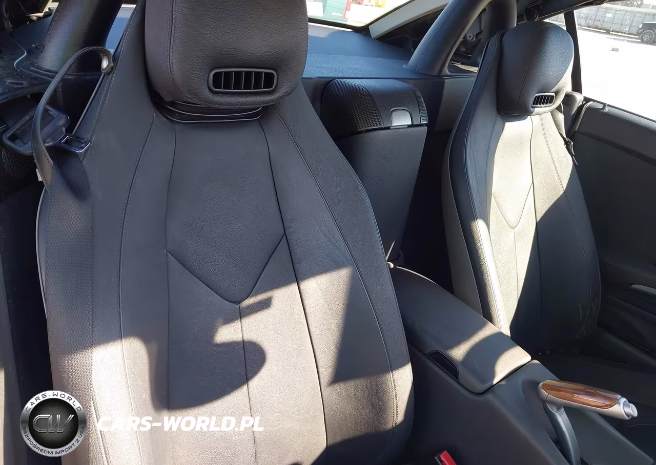 2010 Mercedes-Benz Slk 300 VIN:WDBWK5EA4AF232844 - 8