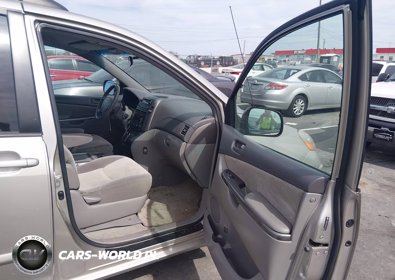 2009 Toyota Sienna Le VIN:5TDZK23C49S241749 - 5