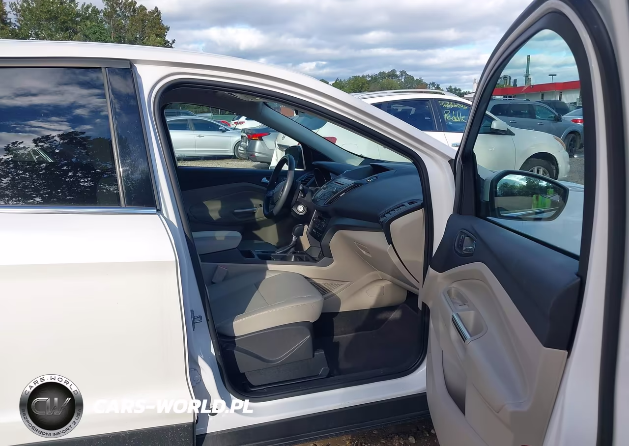 2017 Ford Escape Se VIN:1FMCU9GD1HUA78298 - 5