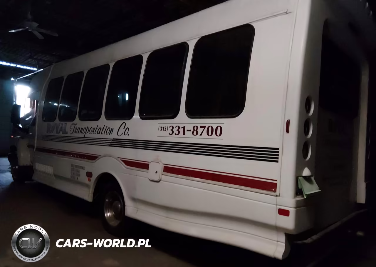 GMC TC5500 VIN:1GDE5V1G48F403340 - 3