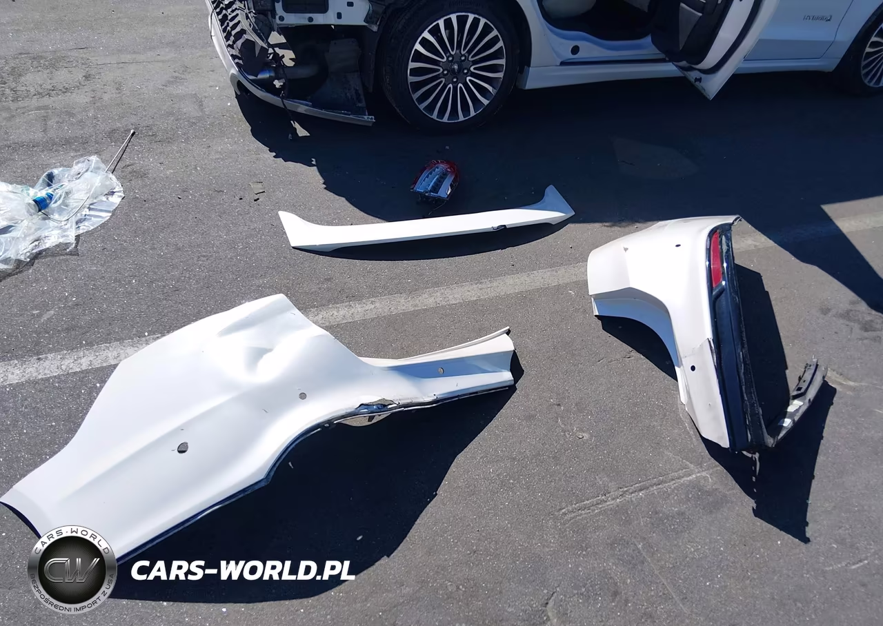 2018 Ford Fusion Hybrid Titanium VIN:3FA6P0RU3JR274862 - 12