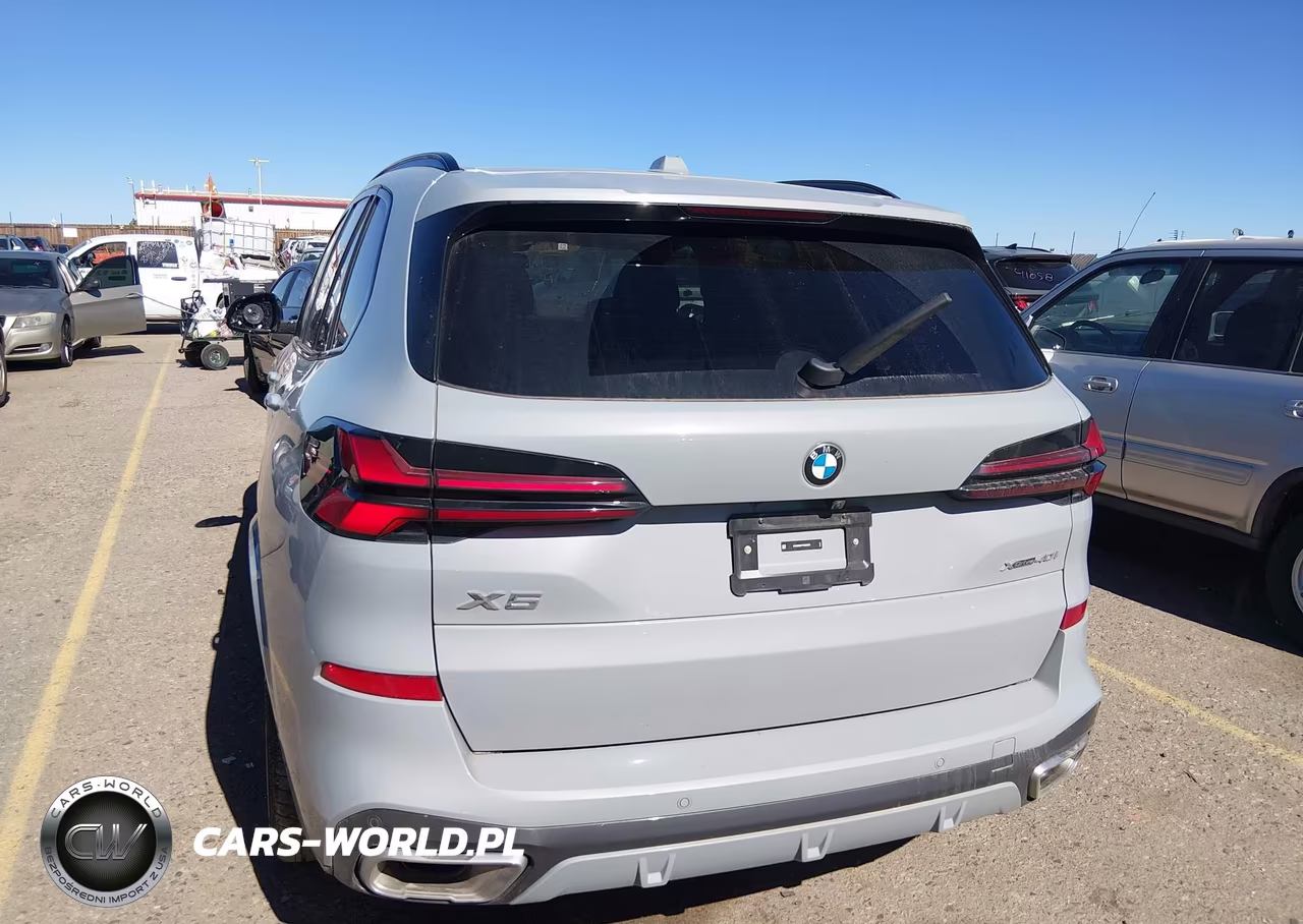 2026 BMW X5 xDrive40I VIN:5UX23EU07T9524820 - 3
