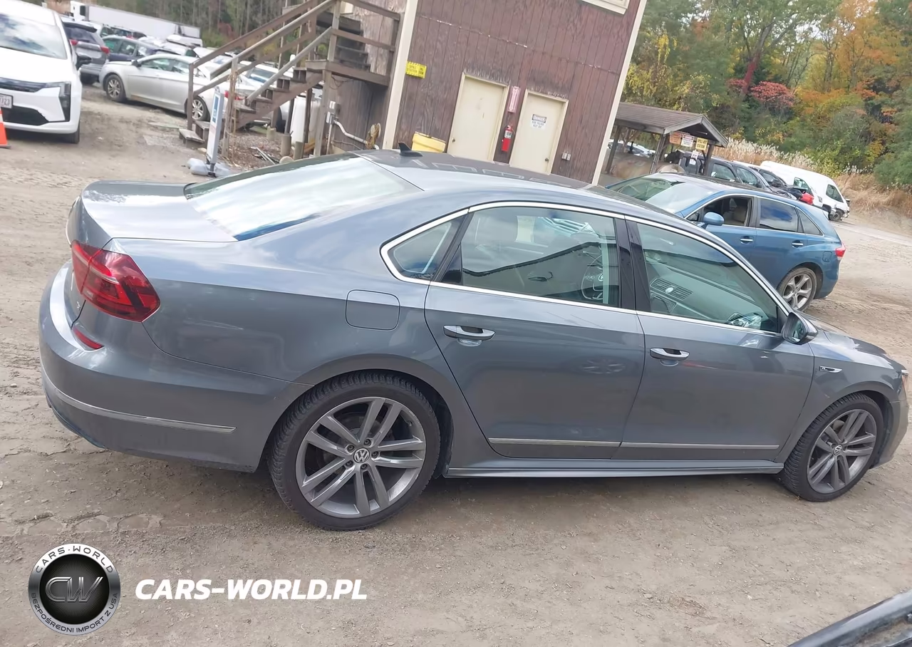 2017 Volkswagen Passat 1.8T R-Line VIN:1VWDT7A34HC001055 - 13