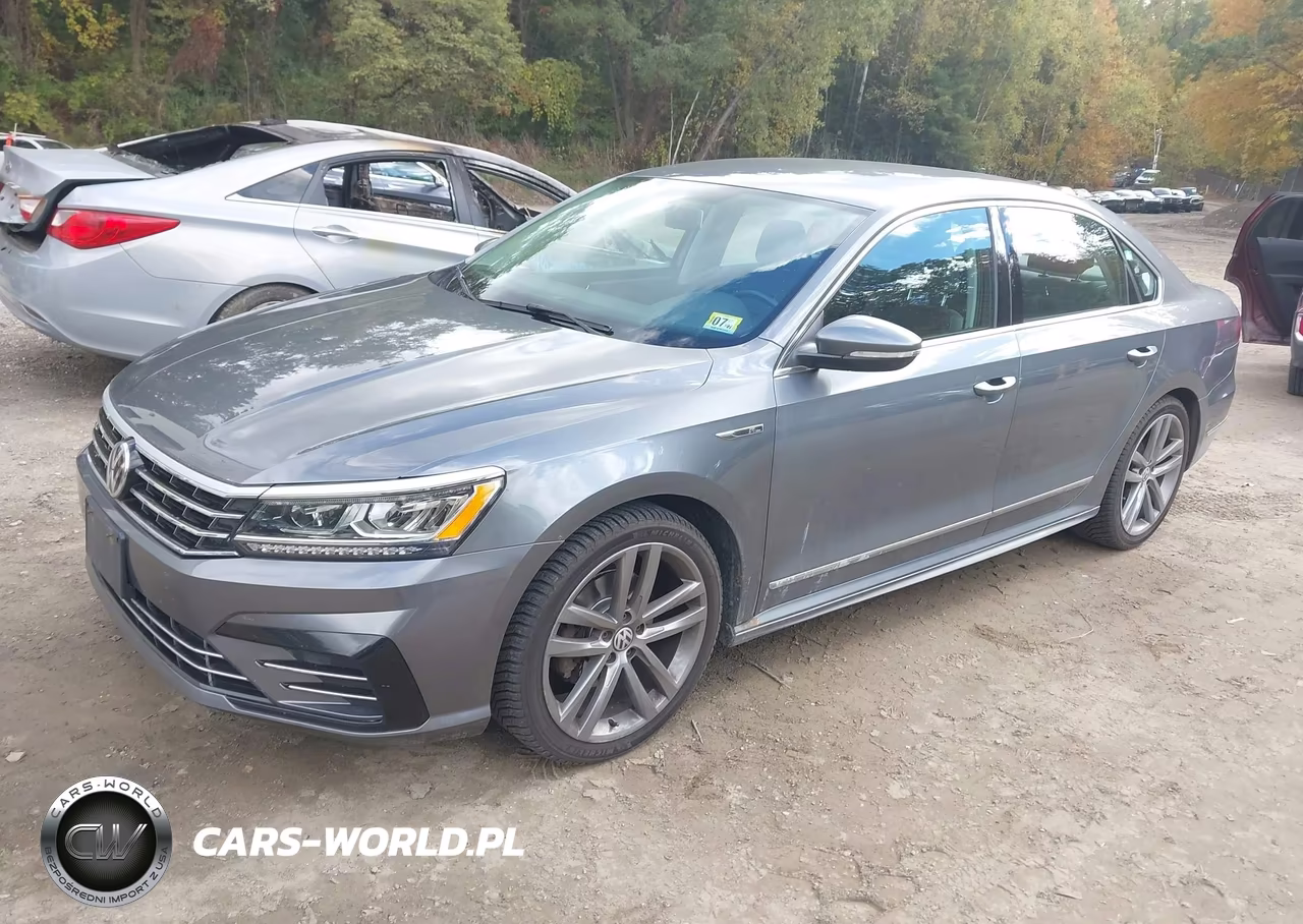 2017 Volkswagen Passat 1.8T R-Line VIN:1VWDT7A34HC001055 - 2