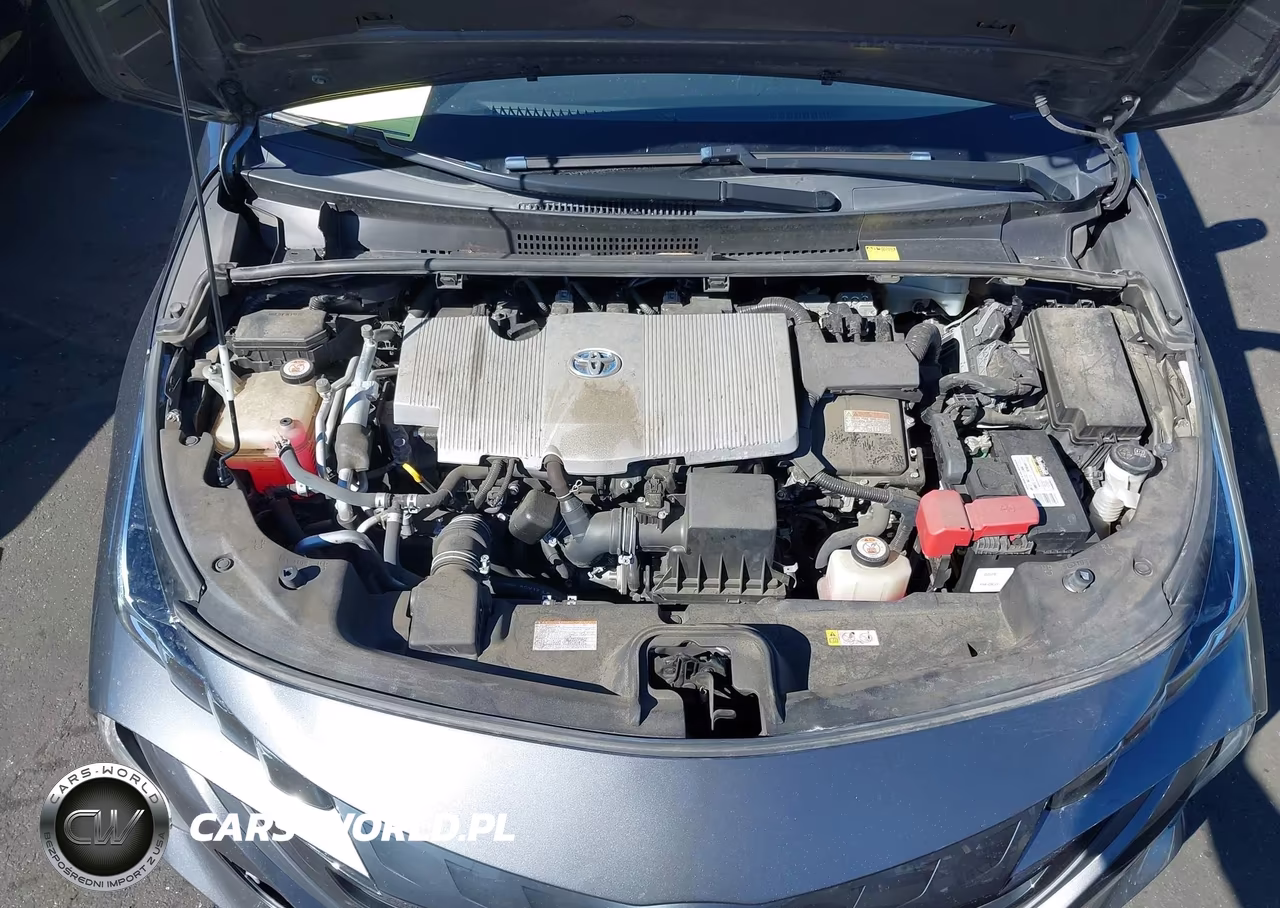 2018 Toyota Prius Prime Plus VIN:JTDKARFP5J3086212 - 10