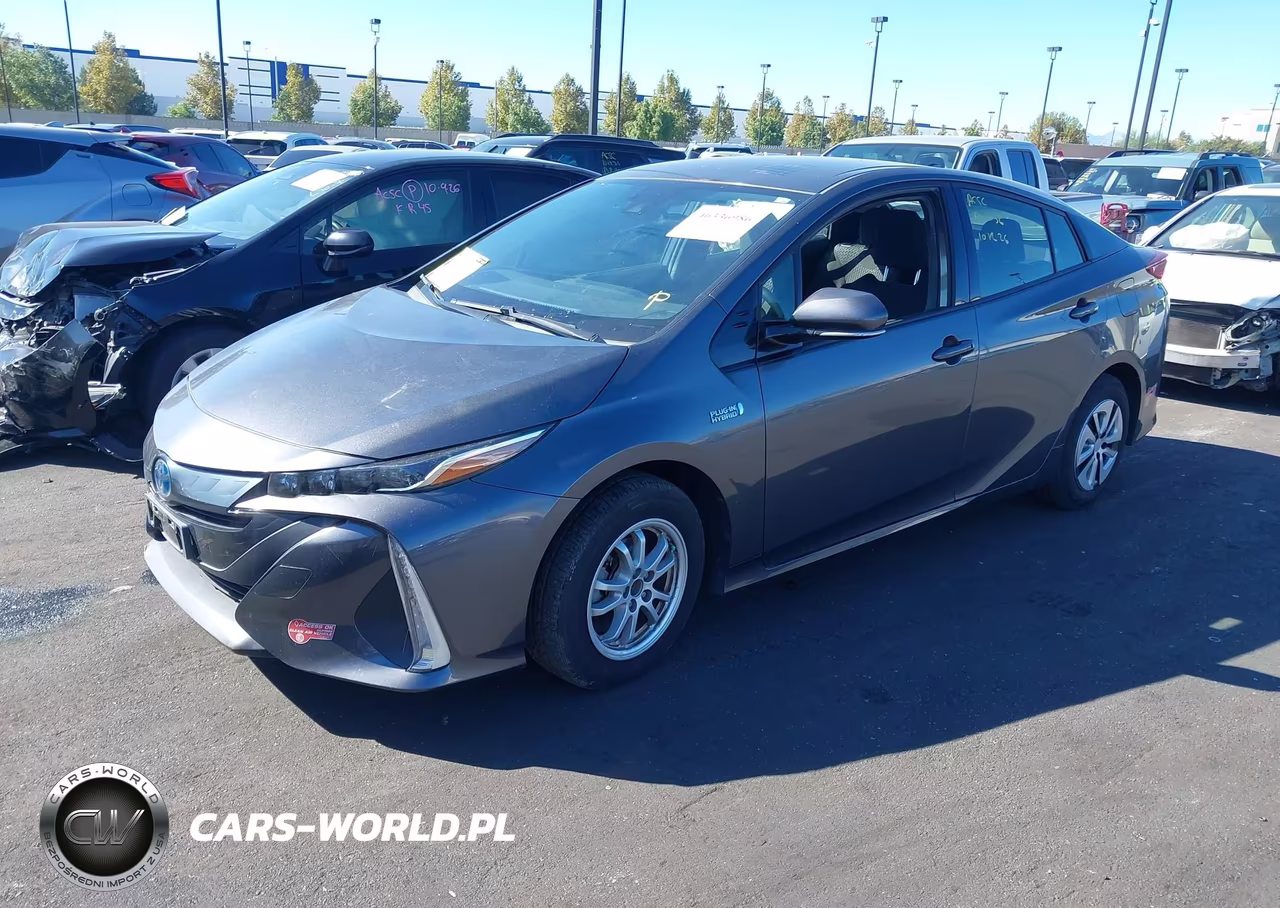 2018 Toyota Prius Prime Plus VIN:JTDKARFP5J3086212 - 2