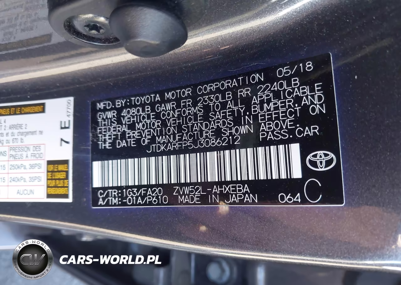 2018 Toyota Prius Prime Plus VIN:JTDKARFP5J3086212 - 9