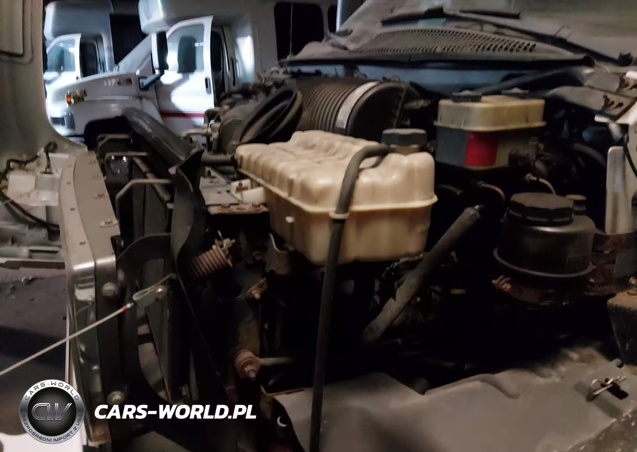 GMC TC5500 VIN:1GDE5V1G48F403290 - 9