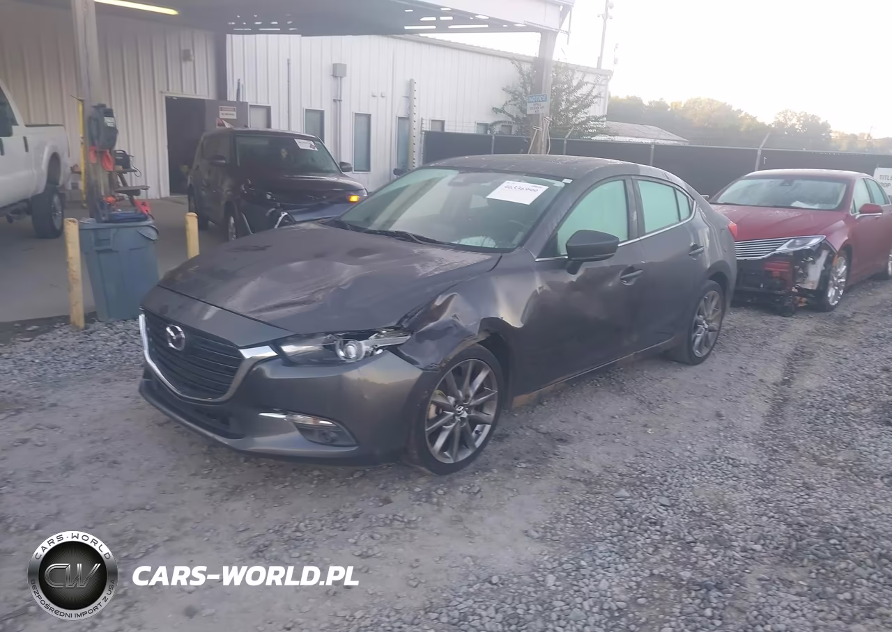 2018 Mazda Mazda3 Grand Touring VIN:3MZBN1W32JM238994 - 2