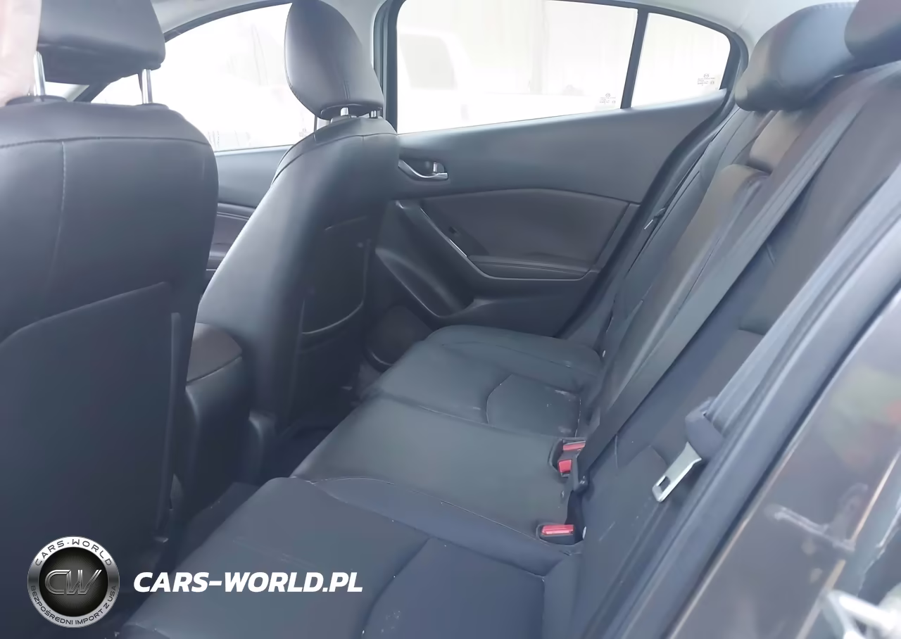 2018 Mazda Mazda3 Grand Touring VIN:3MZBN1W32JM238994 - 8