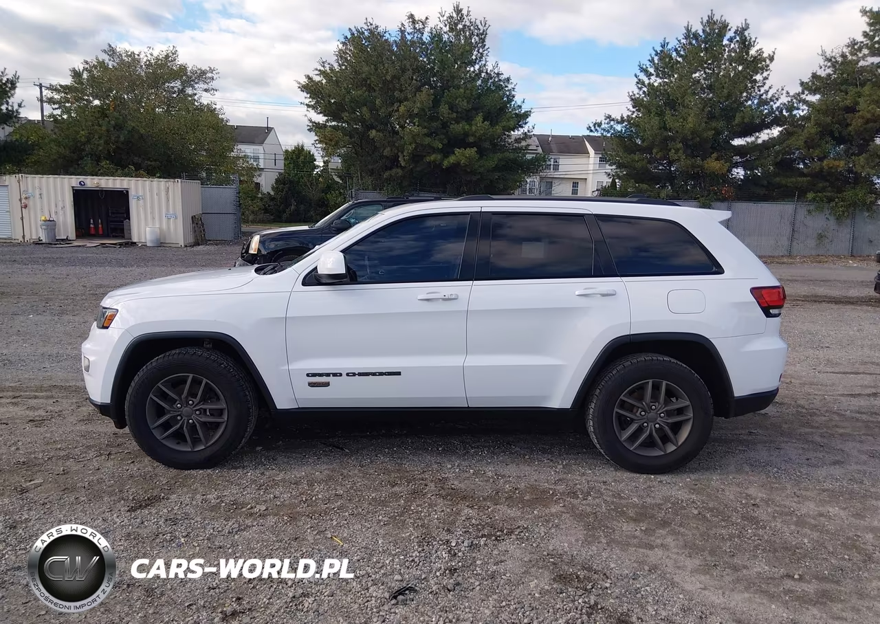 2016 Jeep Grand Cherokee 75Th Anniversary VIN:1C4RJFAG7GC462972 - 14