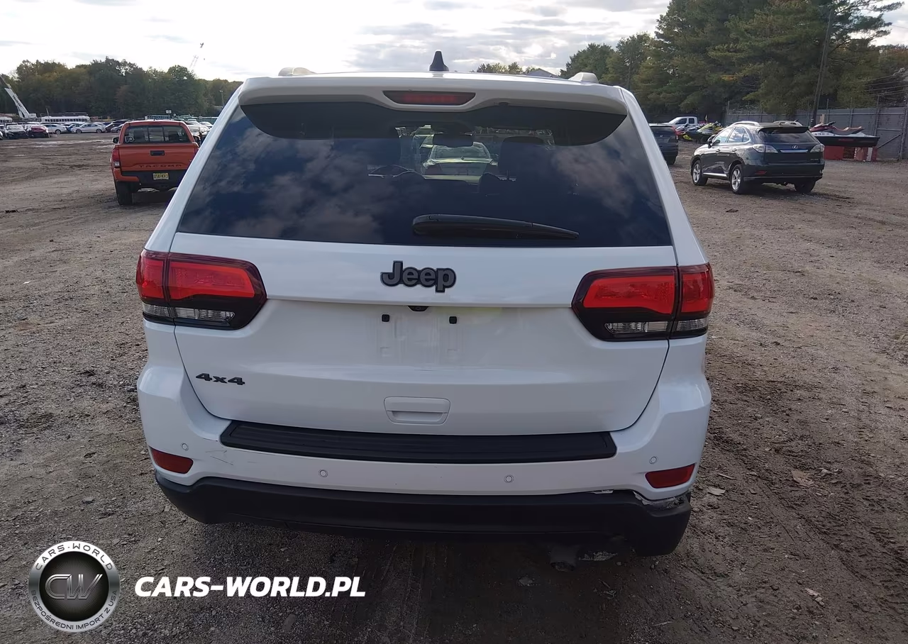 2016 Jeep Grand Cherokee 75Th Anniversary VIN:1C4RJFAG7GC462972 - 16