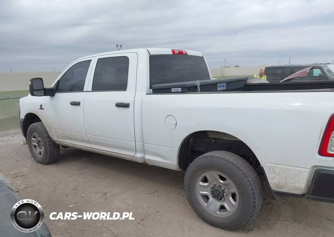 2023 Ram 2500 Tradesman 4X4 6'4 Box VIN:3C6UR5CL3PG610398 - 14