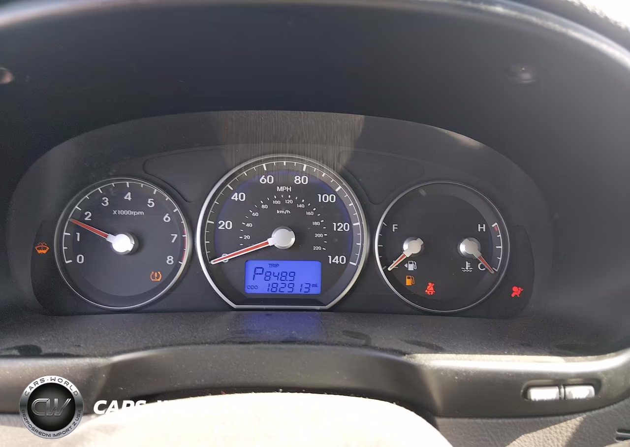 2011 Hyundai Santa Fe Limited V6 VIN:5XYZKDAGXBG063916 - 7