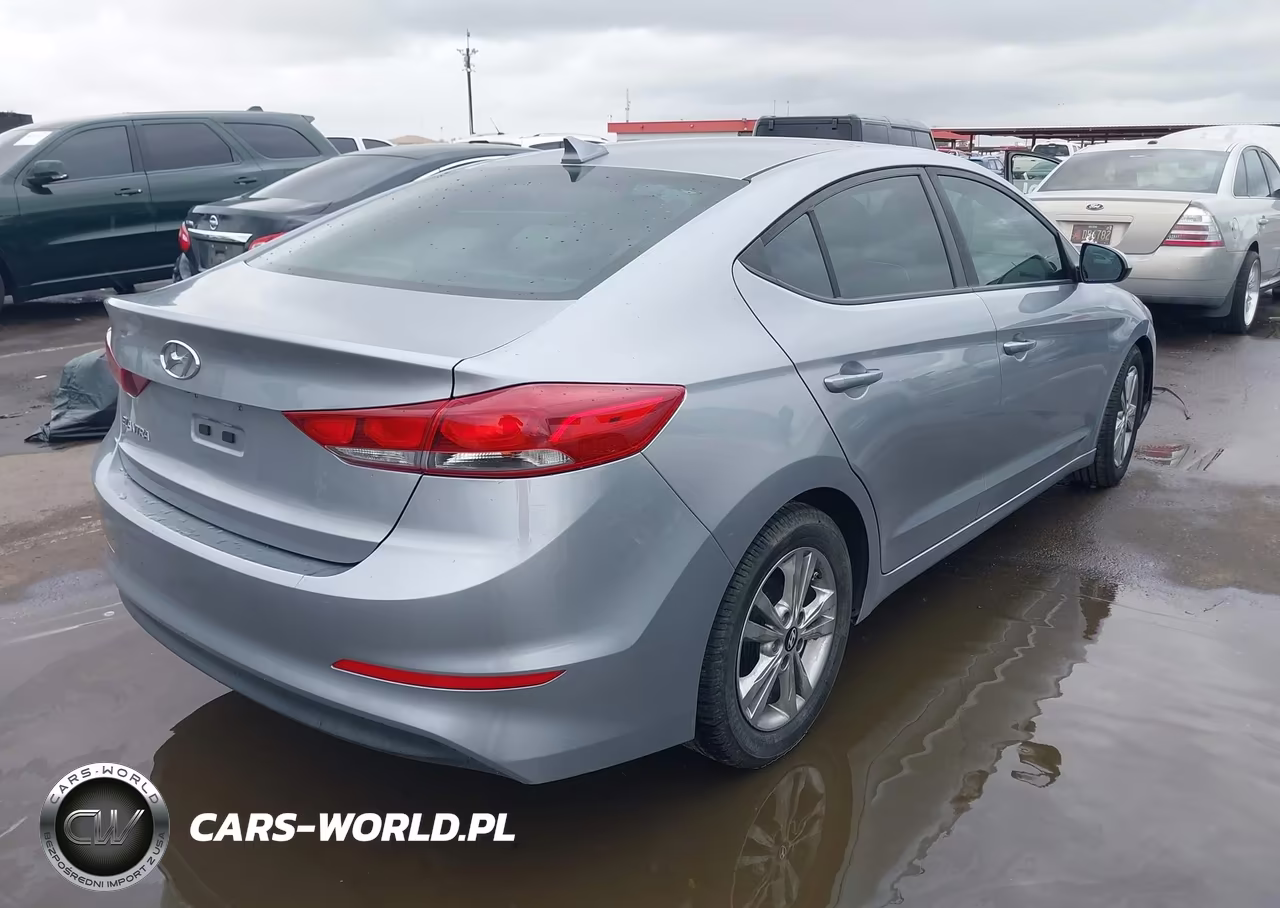 2017 Hyundai Elantra Se VIN:5NPD84LF3HH083147 - 4
