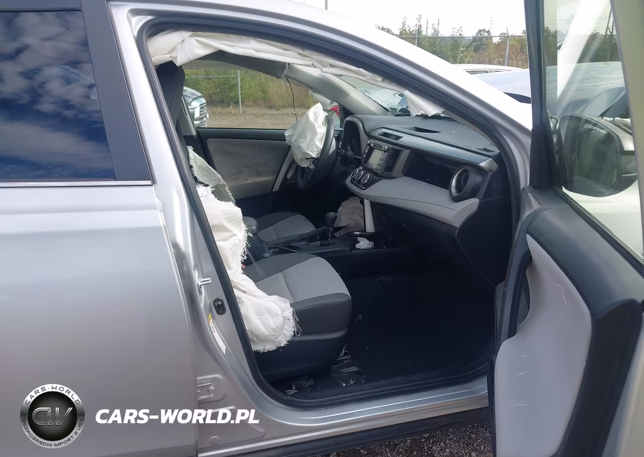2015 Toyota Rav4 Le VIN:JTMBFREV5FD159114 - 5