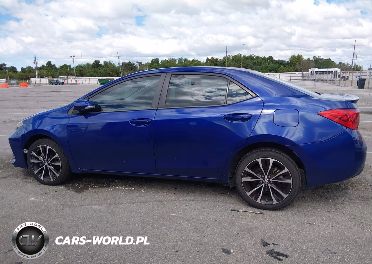2018 Toyota Corolla Se VIN:5YFBURHE9JP840173 - 14