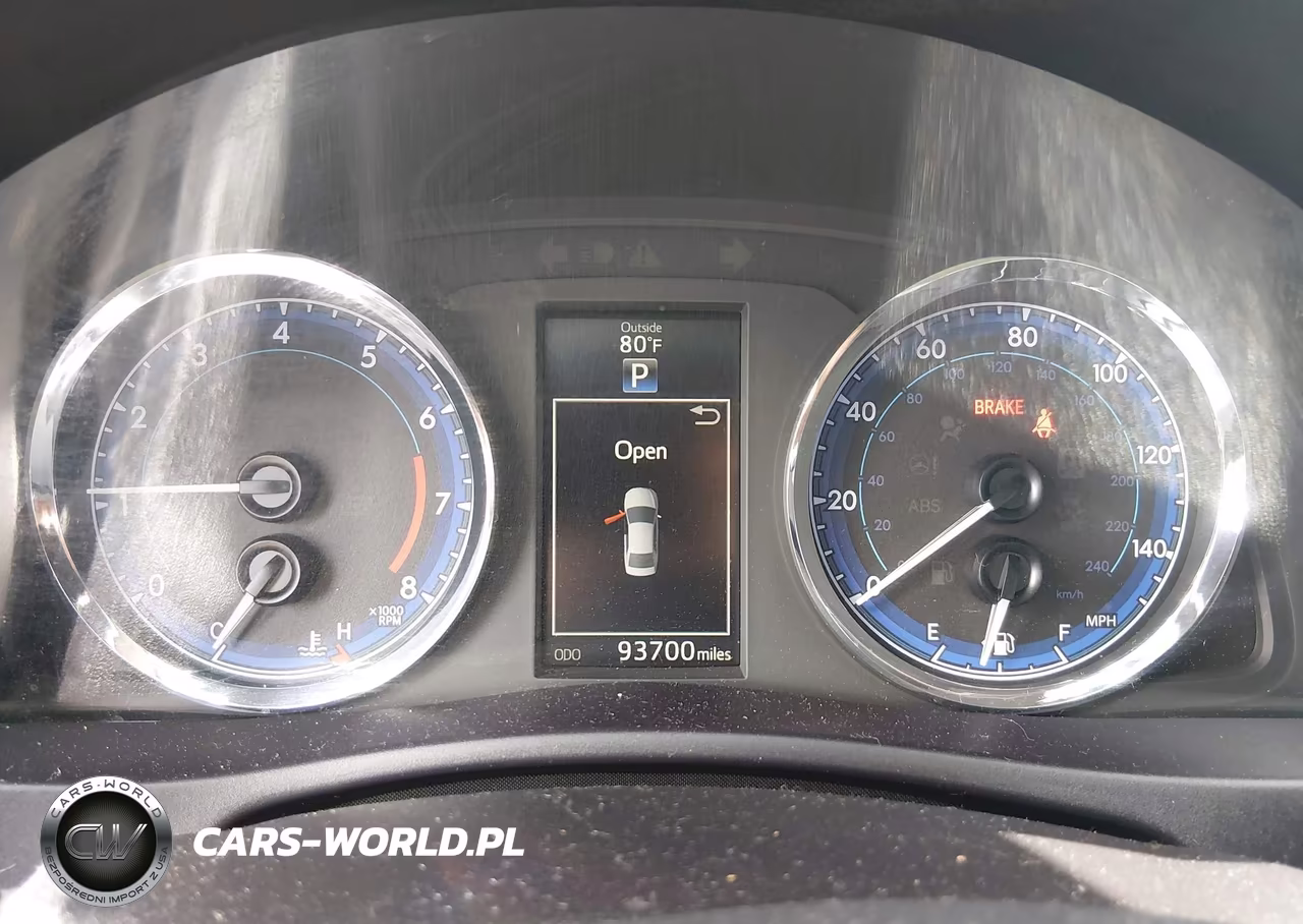 2018 Toyota Corolla Se VIN:5YFBURHE9JP840173 - 7