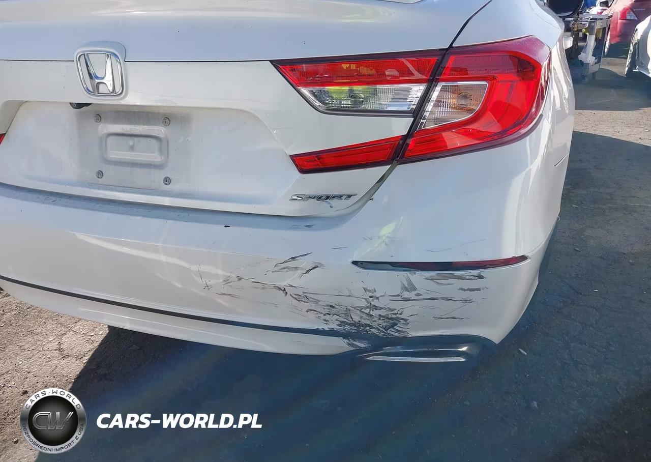 2018 Honda Accord Sport VIN:1HGCV1F31JA251354 - 17