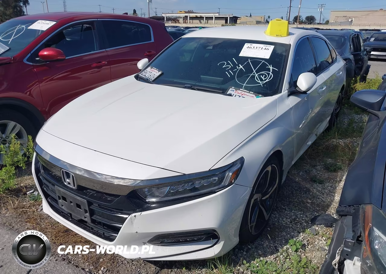 2018 Honda Accord Sport VIN:1HGCV1F31JA251354 - 2
