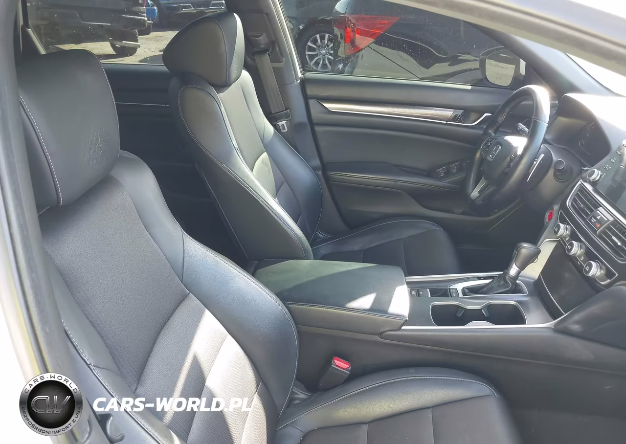 2018 Honda Accord Sport VIN:1HGCV1F31JA251354 - 5
