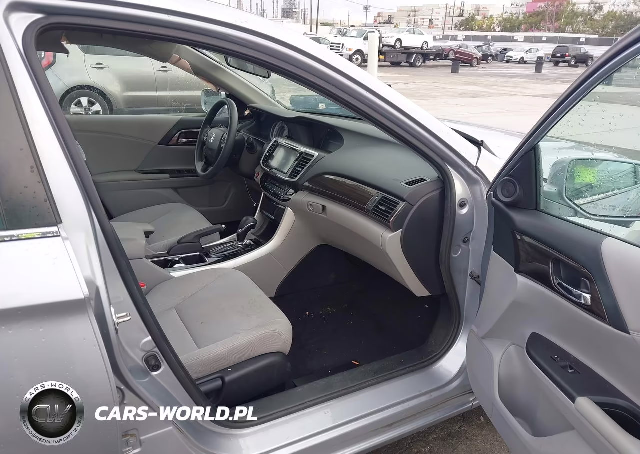 2017 Honda Accord Ex VIN:1HGCR2F71HA111330 - 5