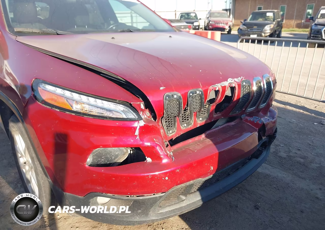 2016 Jeep Cherokee Latitude VIN:1C4PJLCB8GW339025 - 6