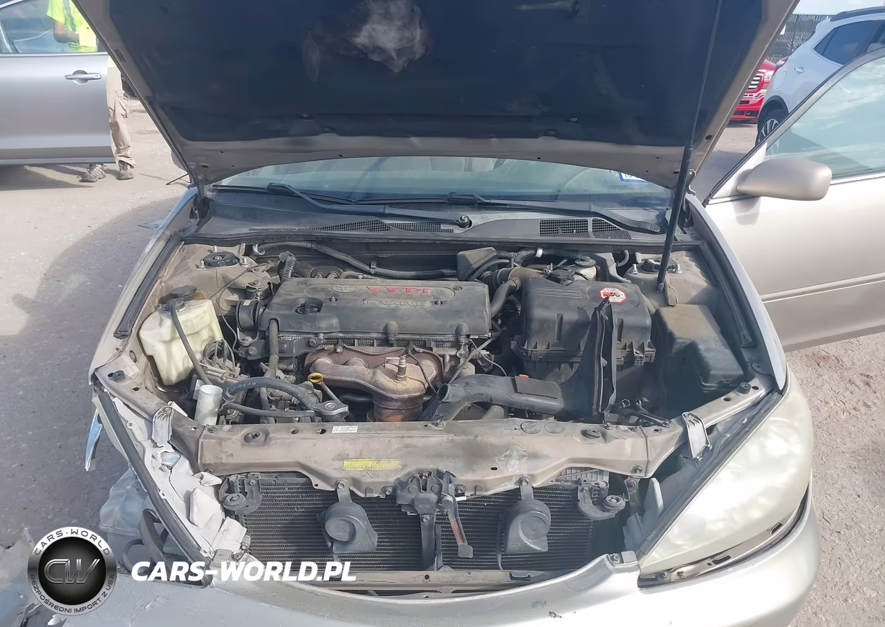 2005 Toyota Camry Le VIN:4T1BE32K05U028211 - 10