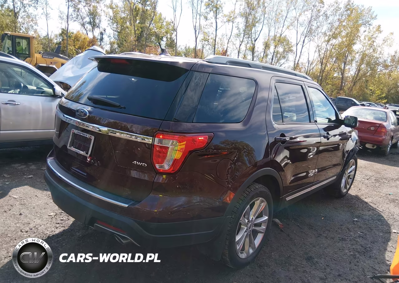 2018 Ford Explorer Xlt VIN:1FM5K8D83JGA66285 - 4