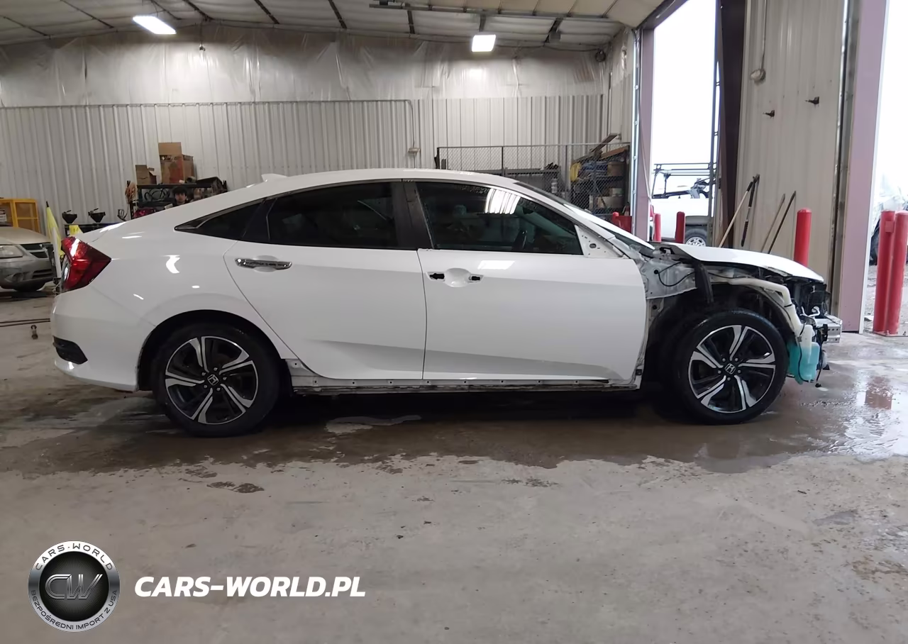 2016 Honda Civic Touring VIN:19XFC1F93GE021732 - 14