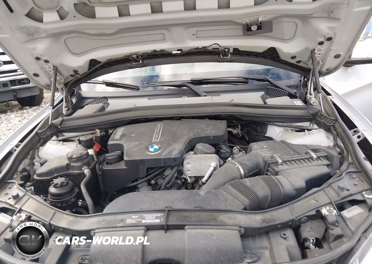 2014 BMW X1 xDrive28I VIN:WBAVL1C58EVY14706 - 10