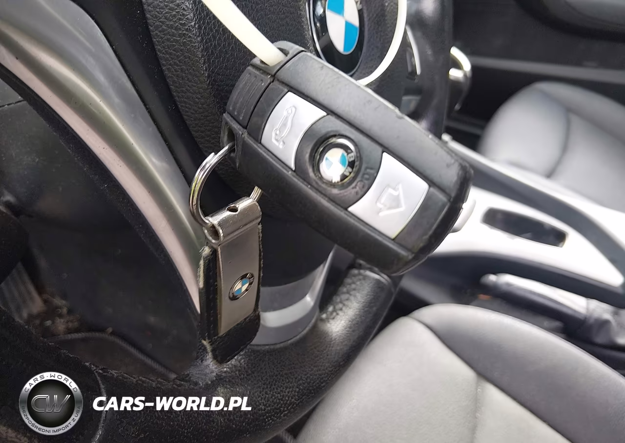 2014 BMW X1 xDrive28I VIN:WBAVL1C58EVY14706 - 11
