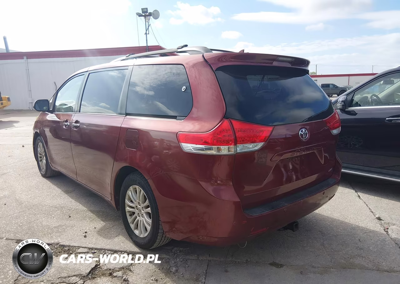 2012 Toyota Sienna Xle V6 8 Passenger VIN:5TDYK3DC2CS196866 - 3