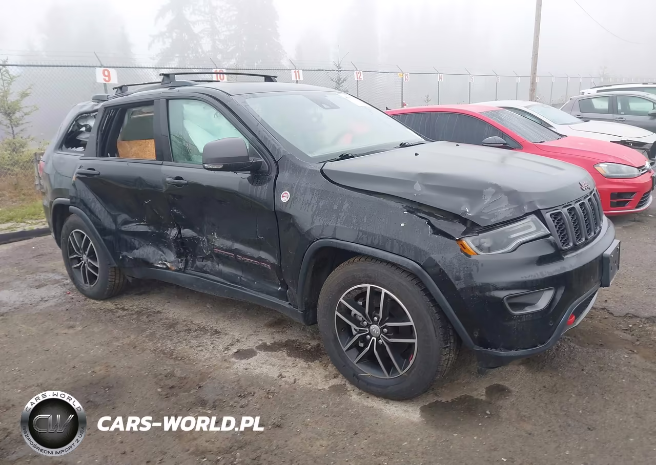 2017 Jeep Grand Cherokee Trailhawk 4X4 VIN:1C4RJFLG1HC886484 - 1