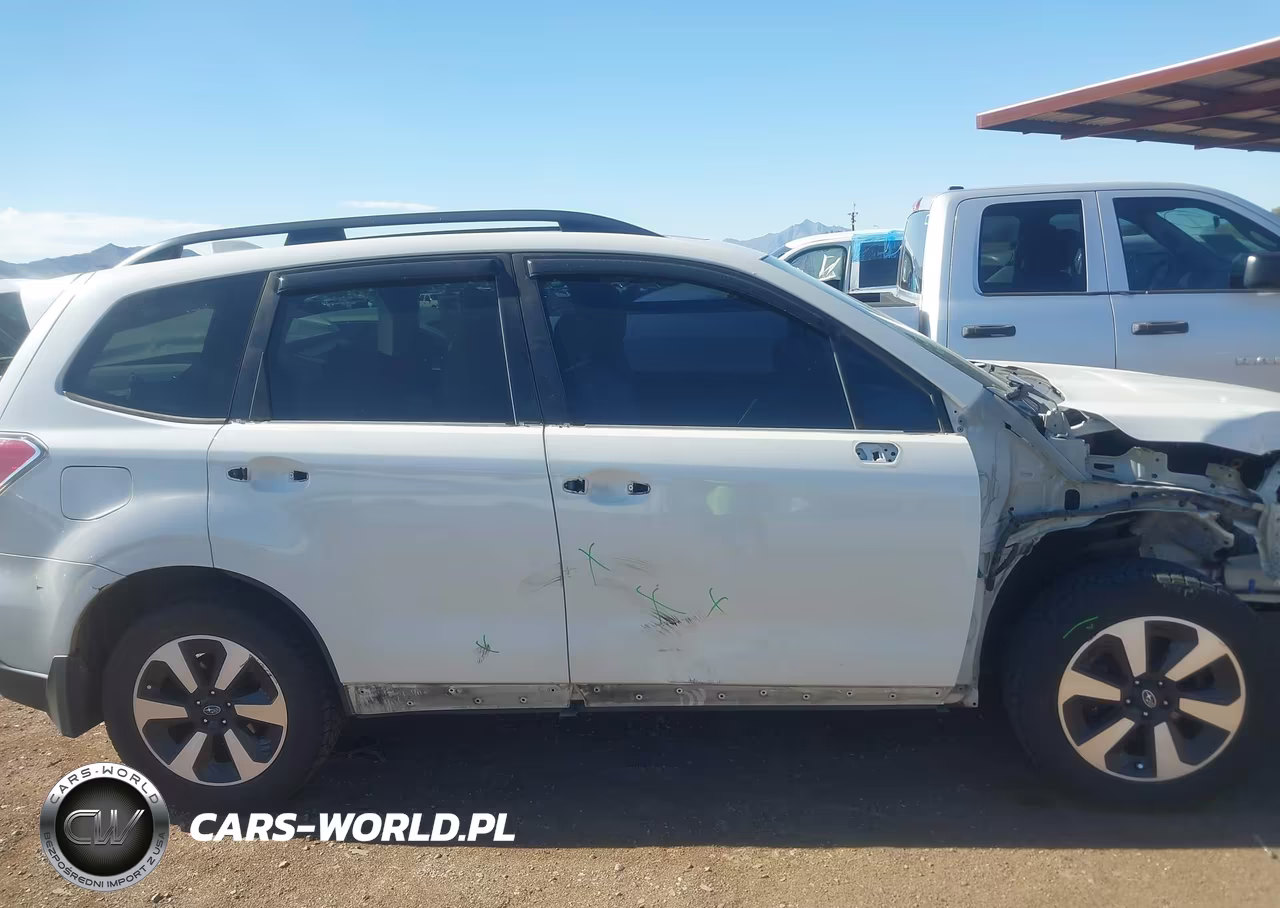 2017 Subaru Forester 2.5I Premium VIN:JF2SJAEC3HH570961 - 14